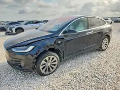 5YJXCAE28JF092046 2018 TESLA MODEL X