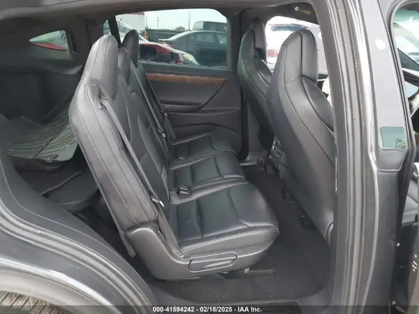 5YJXCAE28JF102400 2018 TESLA MODEL X - Image 8