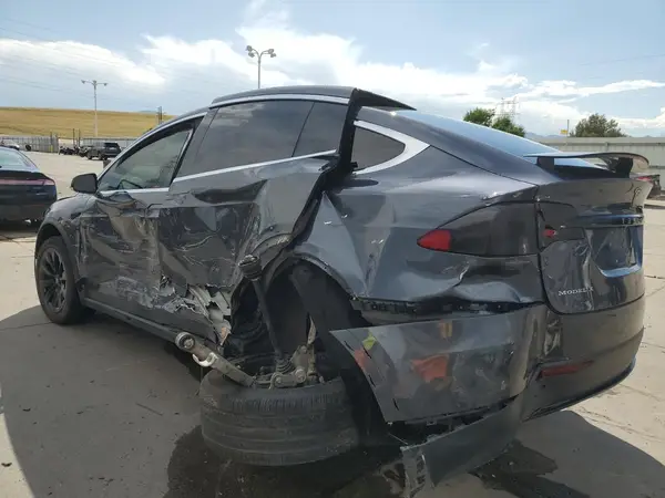 5YJXCAE28JF103725 2018 TESLA MODEL X - Image 2