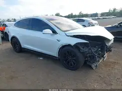 5YJXCAE28KF150450 2019 TESLA MODEL X