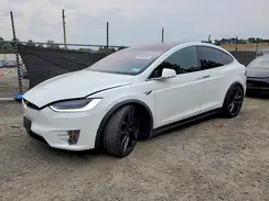 5YJXCAE28KF197493 2019 TESLA MODEL X