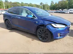 5YJXCAE28LF226041 2020 TESLA MODEL X