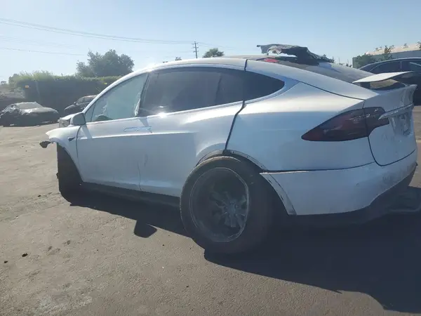5YJXCAE28LF233474 2020 TESLA MODEL X - Image 2