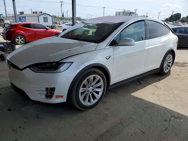 5YJXCAE28LF236553 2020 TESLA MODEL X - Image 1