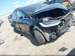 5YJXCAE28LF239467 2020 TESLA MODEL X