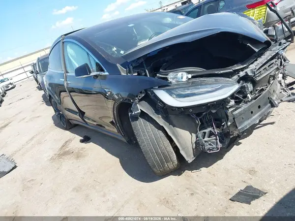 5YJXCAE28LF239467 2020 TESLA MODEL X - Image 1
