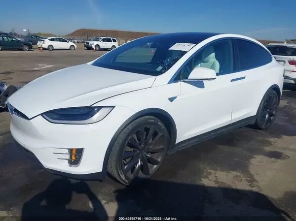 5YJXCAE29GF002184 2016 TESLA MODEL X - Image 2