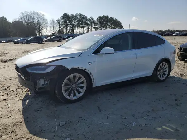 5YJXCAE29GF004727 2016 TESLA MODEL X - Image 1