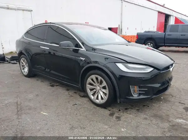 5YJXCAE29GF004839 2016 TESLA MODEL X - Image 1