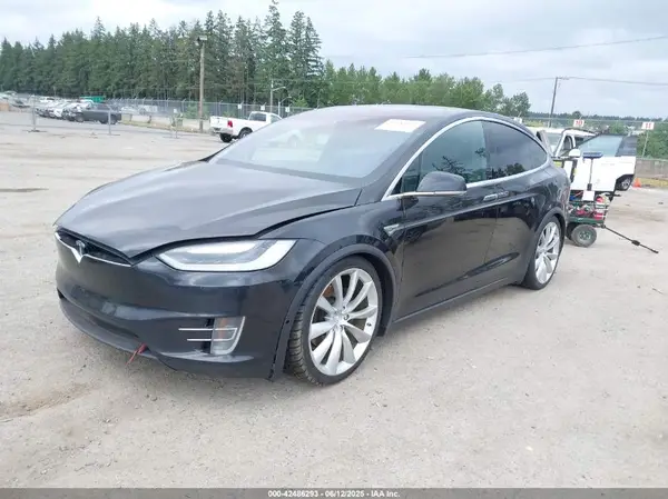 5YJXCAE29GF004856 2016 TESLA MODEL X - Image 2