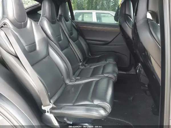 5YJXCAE29GF004856 2016 TESLA MODEL X - Image 8