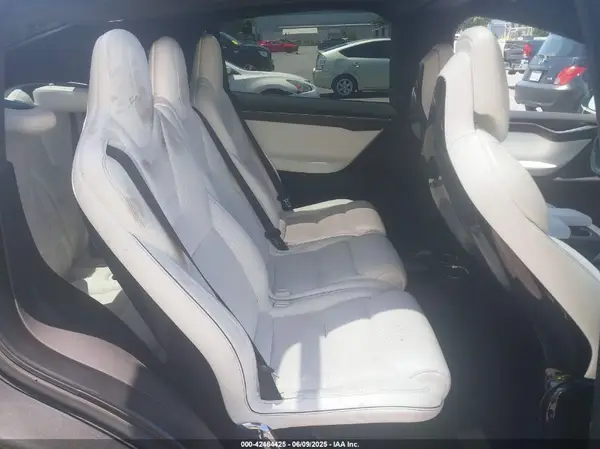 5YJXCAE29GF006641 2016 TESLA MODEL X - Image 8