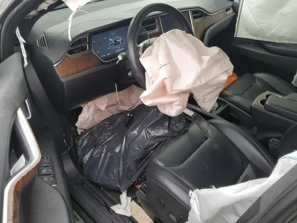 5YJXCAE29HF059132 2017 TESLA MODEL X - Image 8