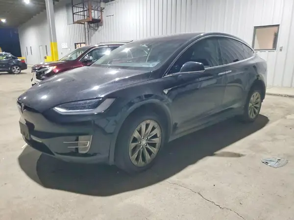 5YJXCAE29JF091956 2018 TESLA MODEL X - Image 1