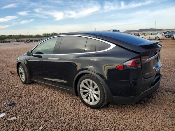 5YJXCAE29JF100235 2018 TESLA MODEL X - Image 2