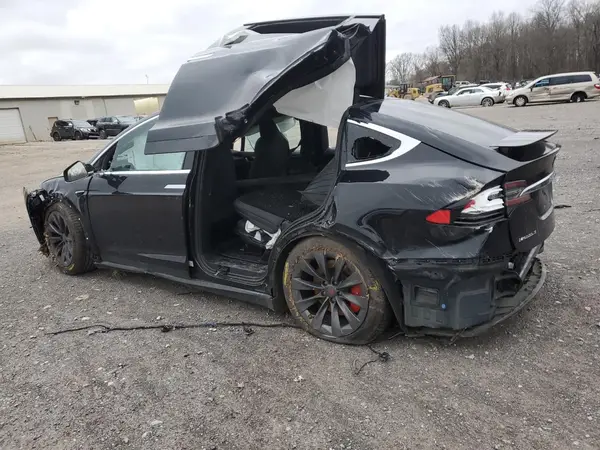 5YJXCAE29JF102227 2018 TESLA MODEL X - Image 2