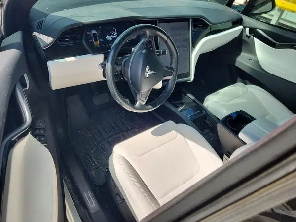 5YJXCAE29JF103734 2018 TESLA MODEL X - Image 8