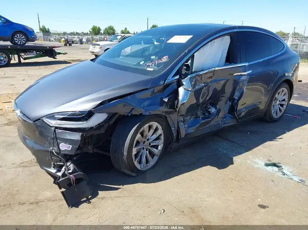 5YJXCAE29JF114023 2018 TESLA MODEL X - Image 2