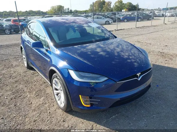 5YJXCAE29KF161425 2019 TESLA MODEL X - Image 1