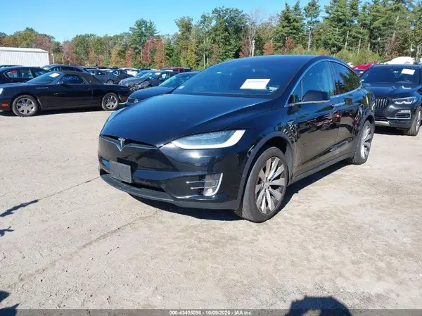 5YJXCAE29KF184512 2019 TESLA MODEL X - Image 2