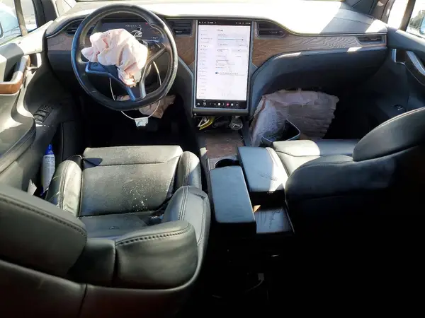 5YJXCAE29KF189886 2019 TESLA MODEL X - Image 8