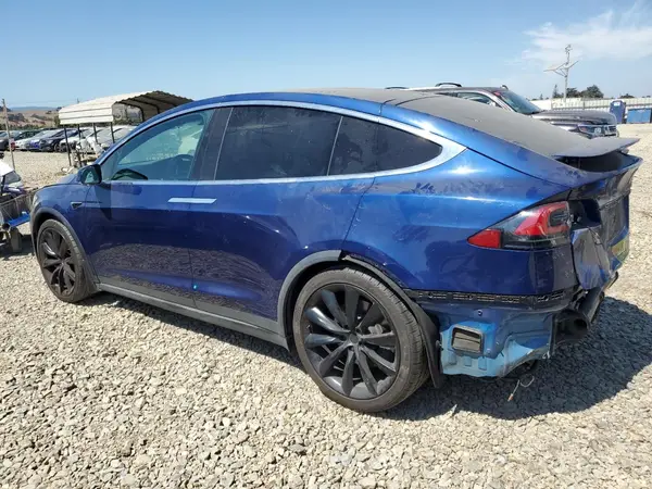5YJXCAE29LF242961 2020 TESLA MODEL X - Image 2