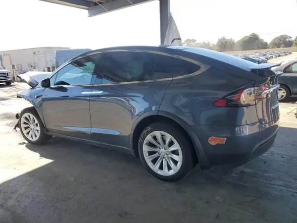 5YJXCAE29LF261543 2020 TESLA MODEL X - Image 2