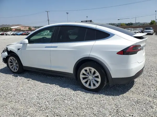 5YJXCAE29MF324304 2021 TESLA MODEL X - Image 2
