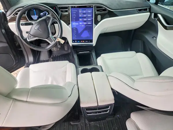 5YJXCAE2XGF003571 2016 TESLA MODEL X - Image 8