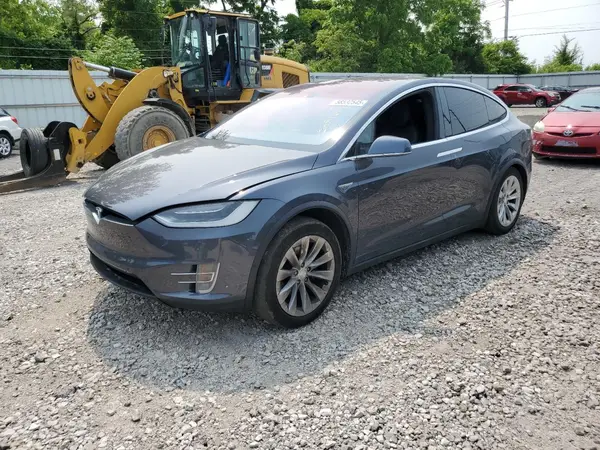 5YJXCAE2XGF007359 2016 TESLA MODEL X - Image 1