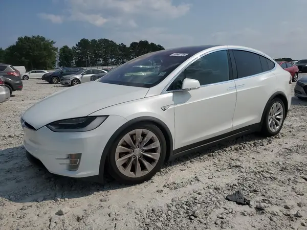5YJXCAE2XGF017860 2016 TESLA MODEL X - Image 1