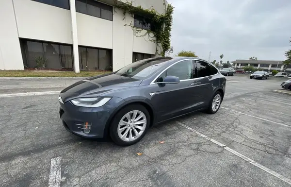5YJXCAE2XGF019835 2016 TESLA MODEL X - Image 2