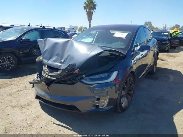 5YJXCAE2XGF021133 2016 TESLA MODEL X - Image 2