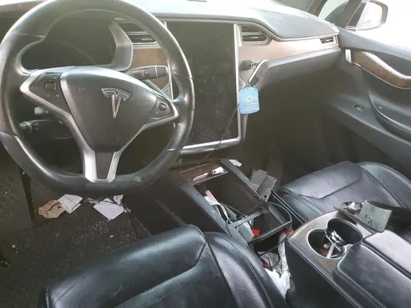 5YJXCAE2XGF029264 2016 TESLA MODEL X - Image 8