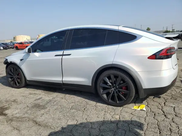 5YJXCAE2XHF050195 2017 TESLA MODEL X - Image 2