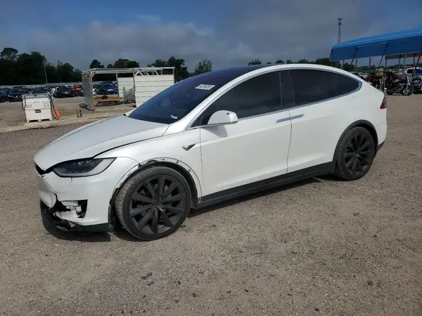 5YJXCAE2XHF055042 2017 TESLA MODEL X - Image 1