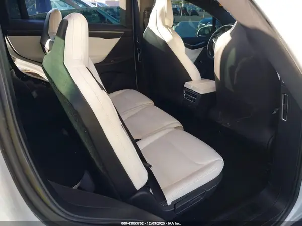 5YJXCAE2XHF066669 2017 TESLA MODEL X - Image 8