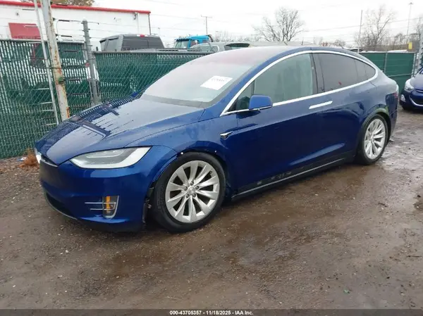 5YJXCAE2XJF091433 2018 TESLA MODEL X - Image 2