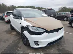 5YJXCAE2XJF102379 2018 TESLA MODEL X