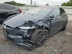 5YJXCAE2XJF119084 2018 TESLA MODEL X
