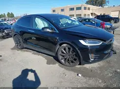 5YJXCAE2XJF119859 2018 TESLA MODEL X