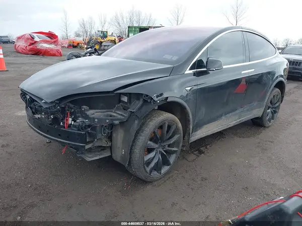 5YJXCAE2XJF142591 2018 TESLA MODEL X - Image 2