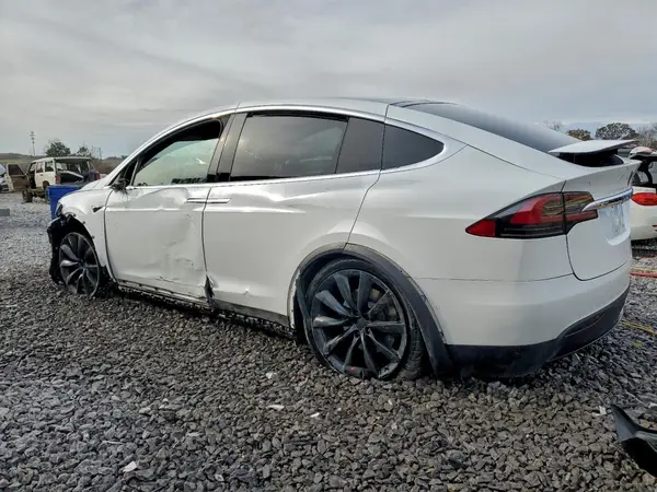 5YJXCAE2XKF182817 2019 TESLA MODEL X - Image 2