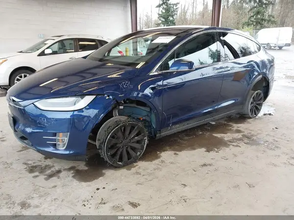 5YJXCAE2XKF183644 2019 TESLA MODEL X - Image 2