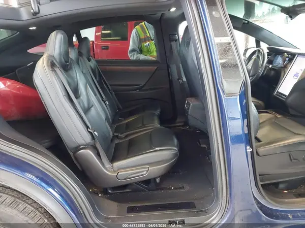 5YJXCAE2XKF183644 2019 TESLA MODEL X - Image 8