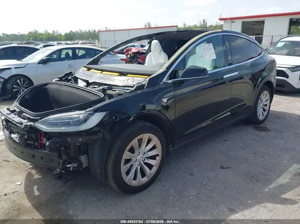5YJXCAE2XKF185734 2019 TESLA MODEL X - Image 2