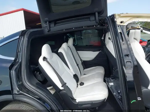 5YJXCAE2XKF185734 2019 TESLA MODEL X - Image 8