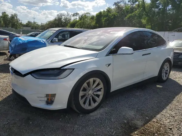 5YJXCAE2XKF192909 2019 TESLA MODEL X - Image 1