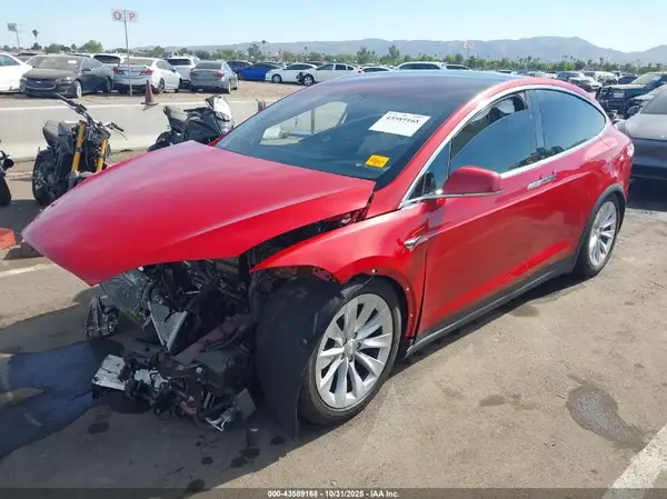 5YJXCAE2XLF300141 2020 TESLA MODEL X - Image 2