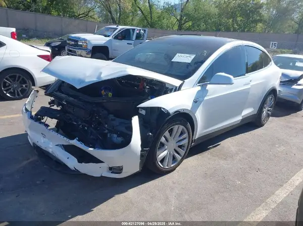 5YJXCAE40GF014533 2016 TESLA MODEL X - Image 2